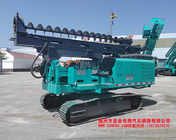 光伏打樁機發(fā)往國外成功案例